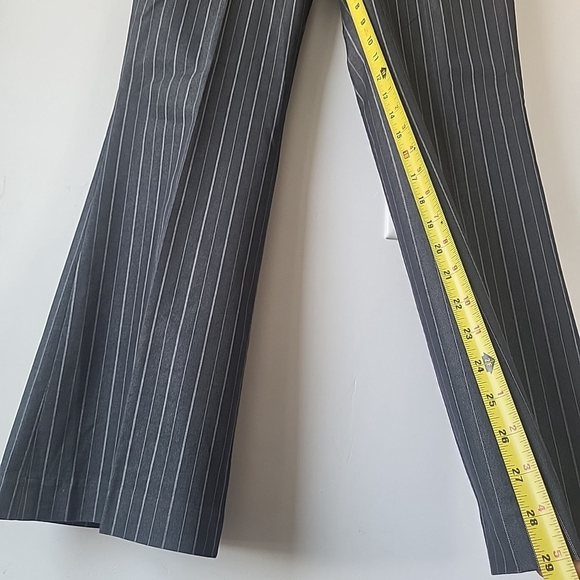 Body by Victoria Dress Pant Wide Leg Pinstripe Women's 8 Short Pants Slacks - Picture 6 of 9